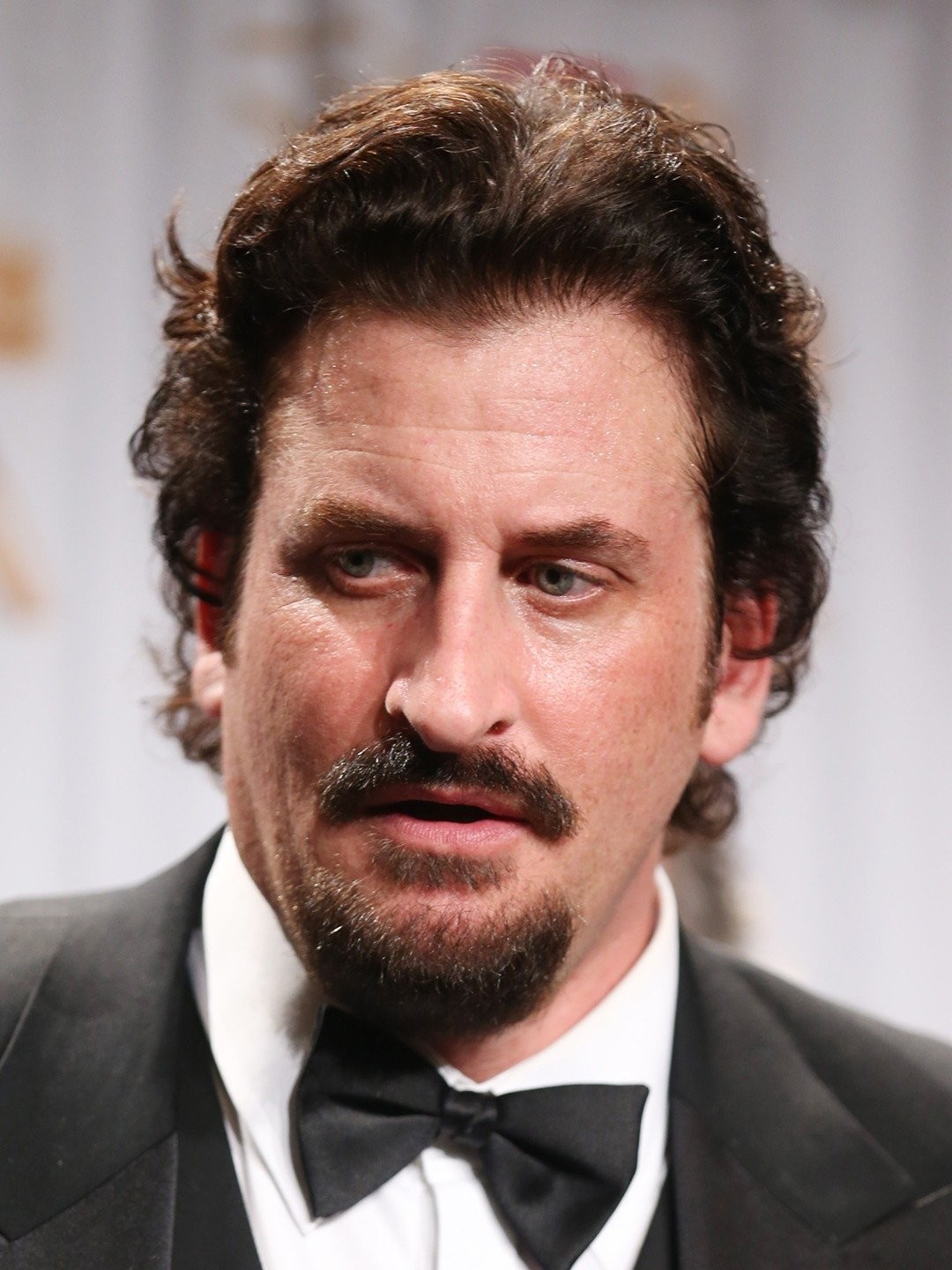 Meet Lachy Hulme, The Australian Talent Behind Screen and Script – A Look at His Film and TV Successes