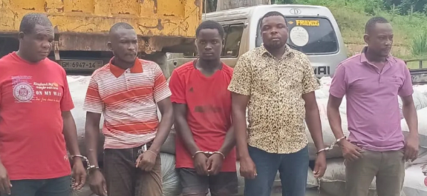Soldiers Detain Police Inspector and 4 Others for Attempted Smuggling of 231 Bags of Cocoa