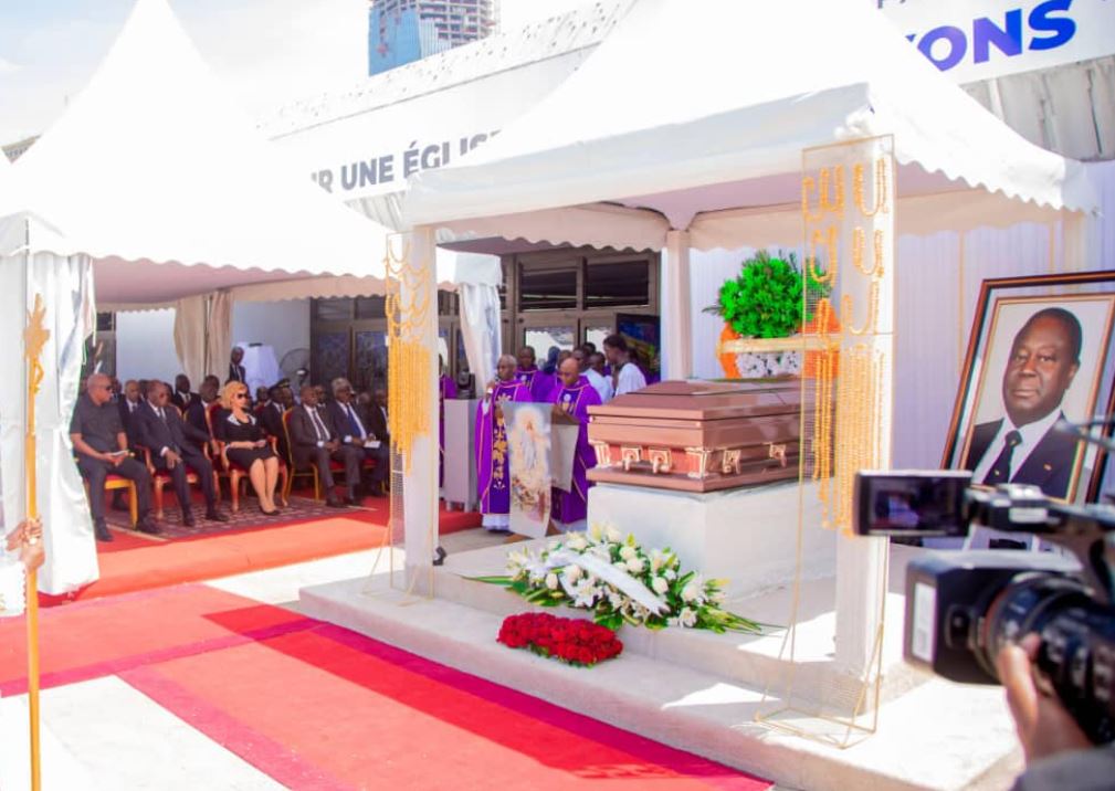 Former President John Mahama Pays Last Respect to Late Ivorian President Henri Konan Bédié
