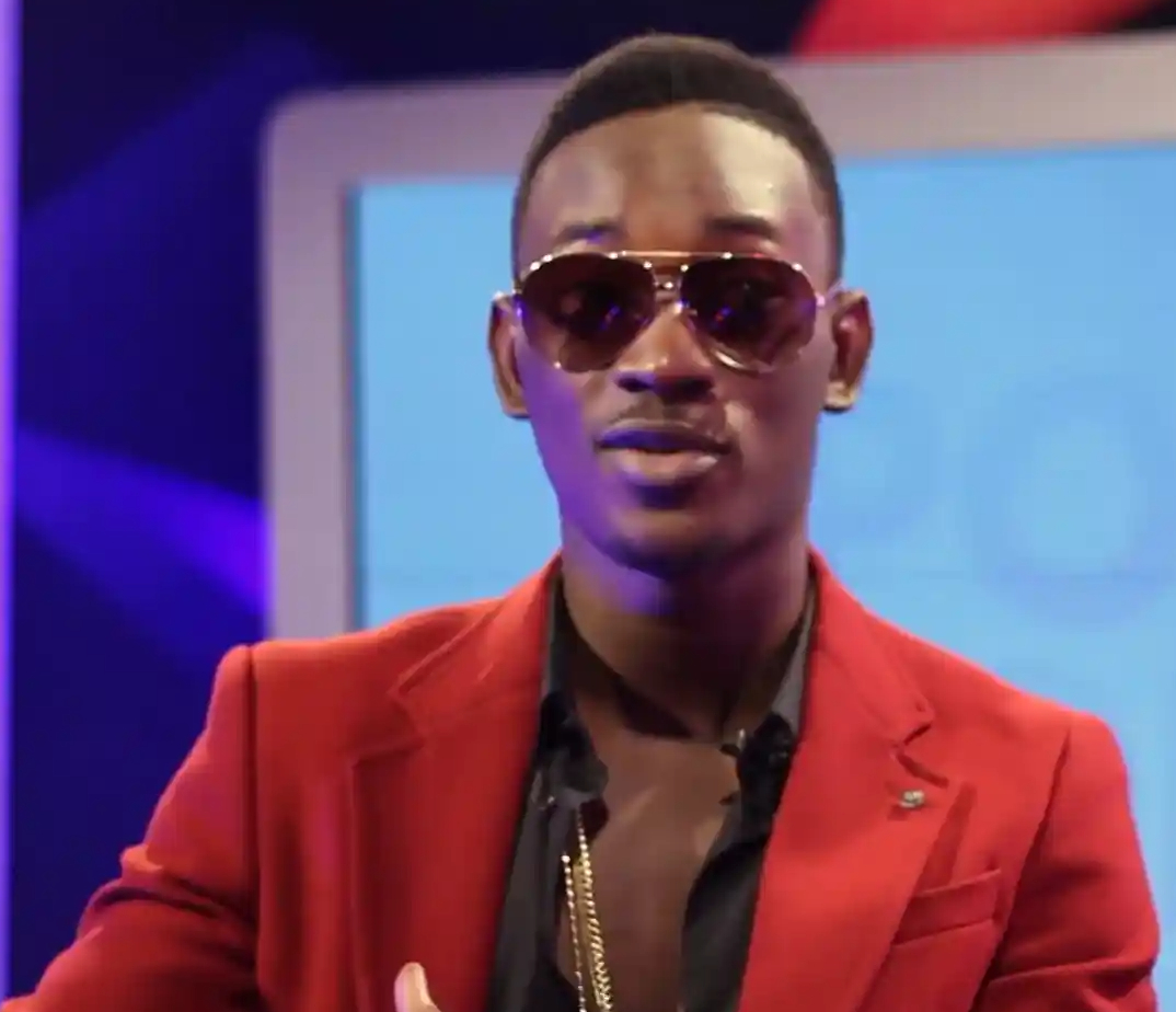 Dammy Krane Surprises Everyone with His Dramatic Entrance at Davido and Chioma’s Wedding