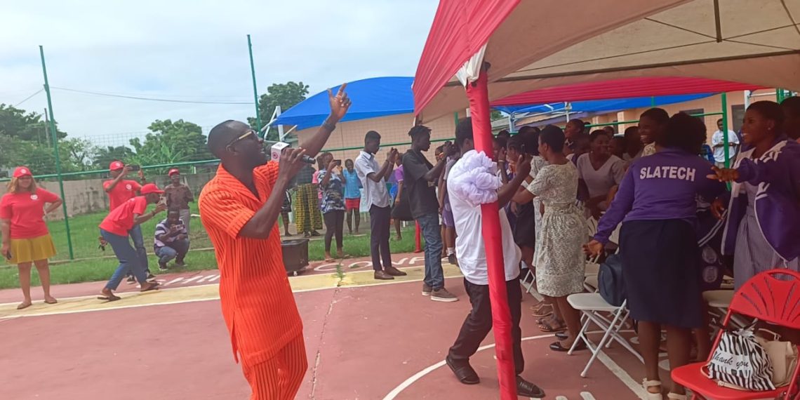 Okyeame Kwame Brings Joy to Students at G.N.S Foundation’s Sickle Cell Screening