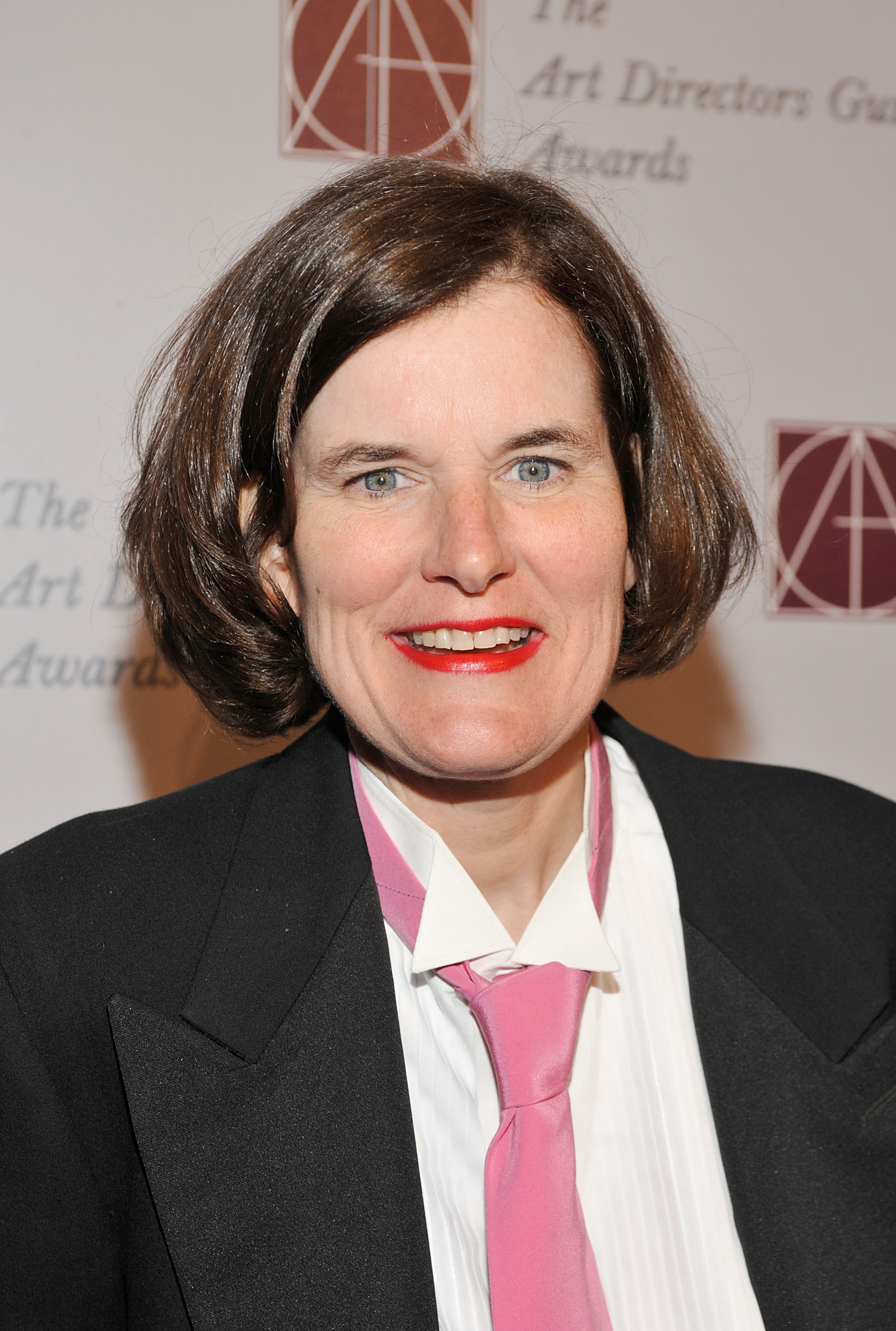 Meet Paula Poundstone, a Comedy Pioneer, Lover of Cats and Political Commentator Extraordinaire