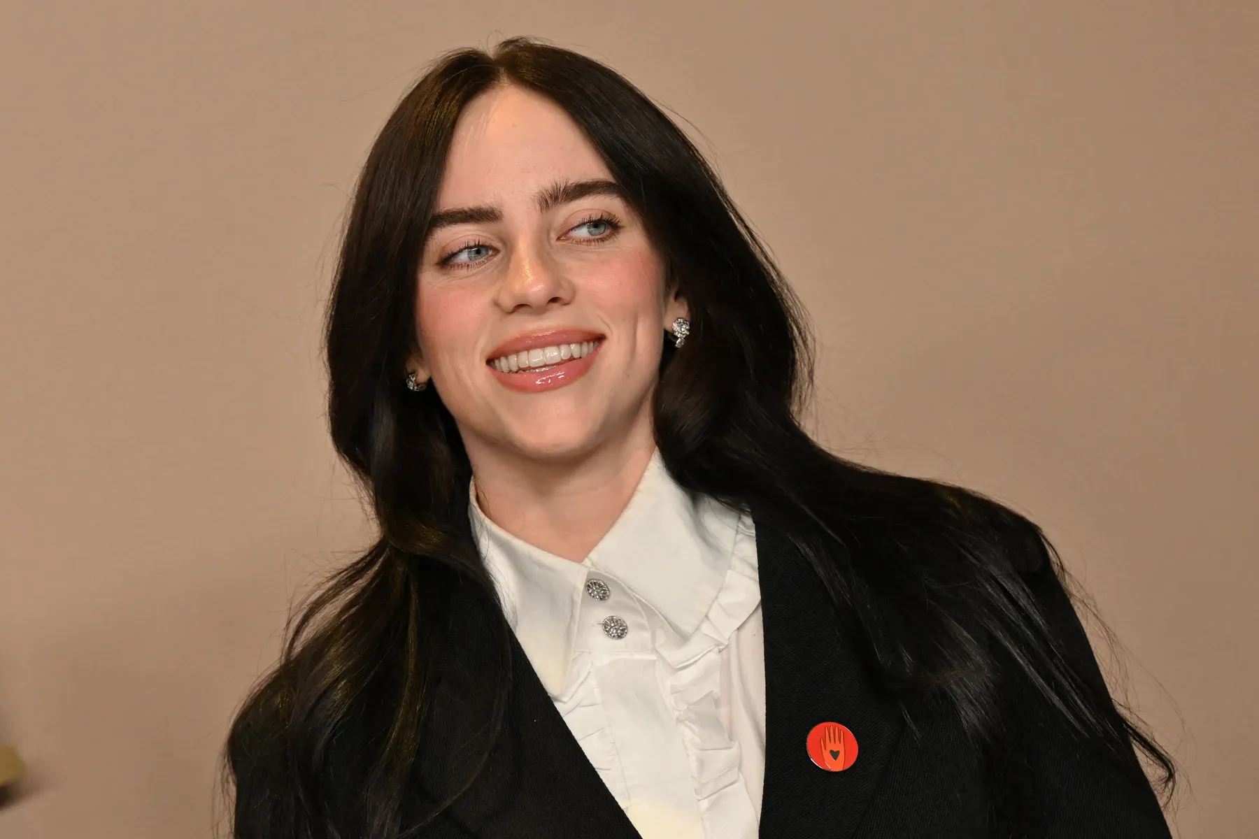 Singer Billie Eilish Reveals She’s Never Experienced Heartbreak or Being Dumped