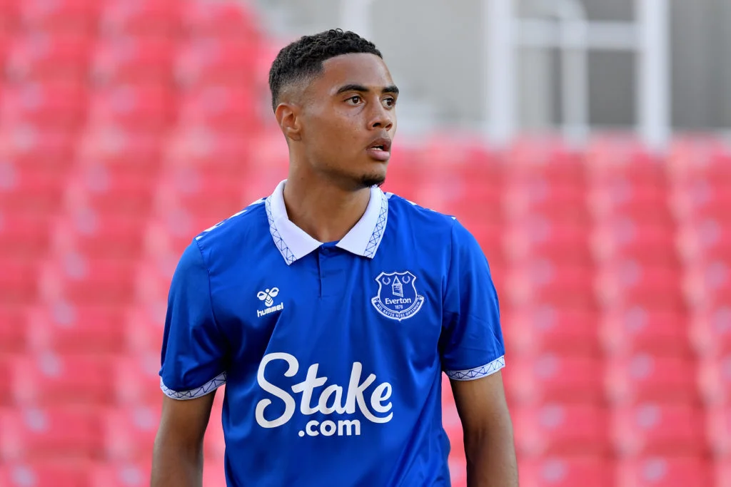 Aston Villa Express Interest In Everton’s Lewis Dobbin