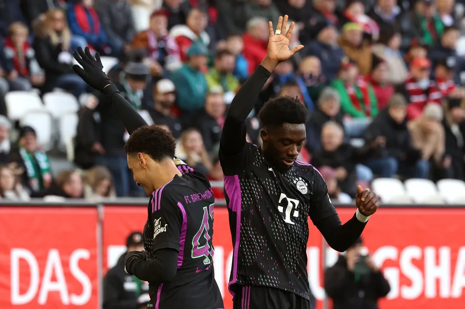 Jamal Musiala Wishes Alphonso Davies Will Not Leave Bayern Munich