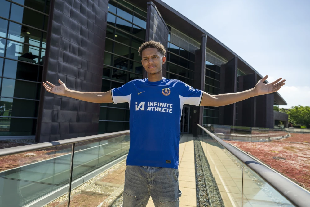 Chelsea Complete Signing Of Aston Villa’s Omai Kellyman