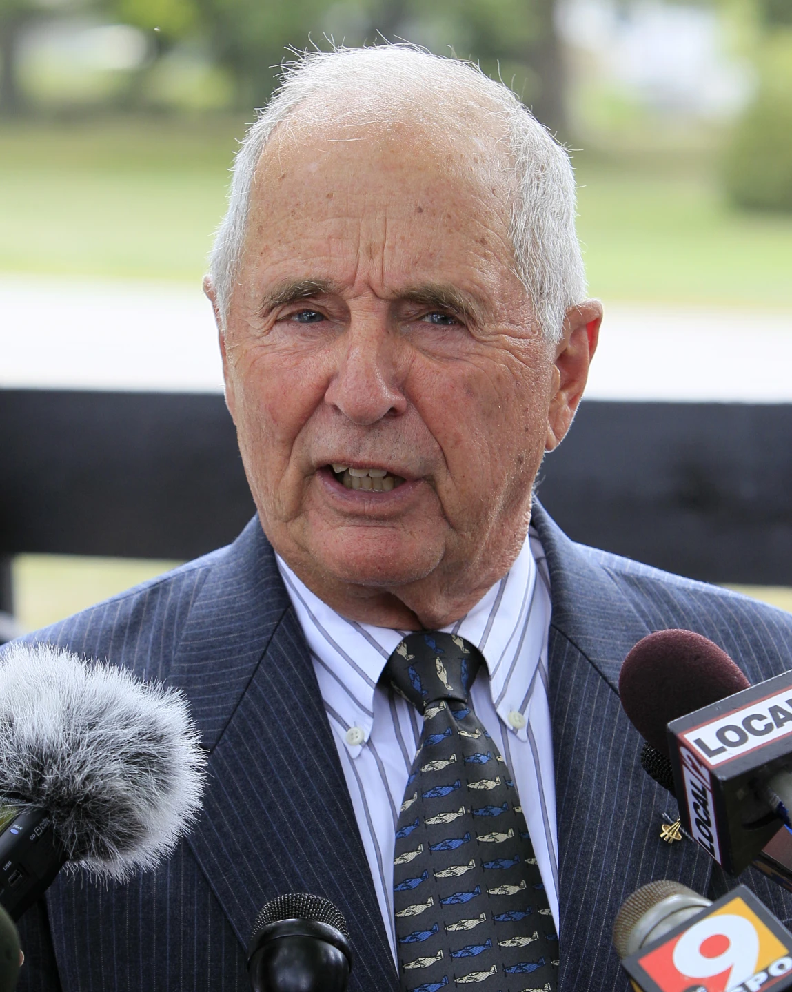 William Anders, Apollo 8 Astronaut, Dies at 90