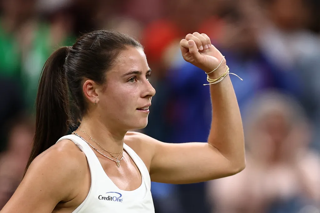 Who is Emma Navarro? Meet the ‘Underdog’ Who Defeated Naomi Osaka and Coco Gauff in Wimbledon 2024