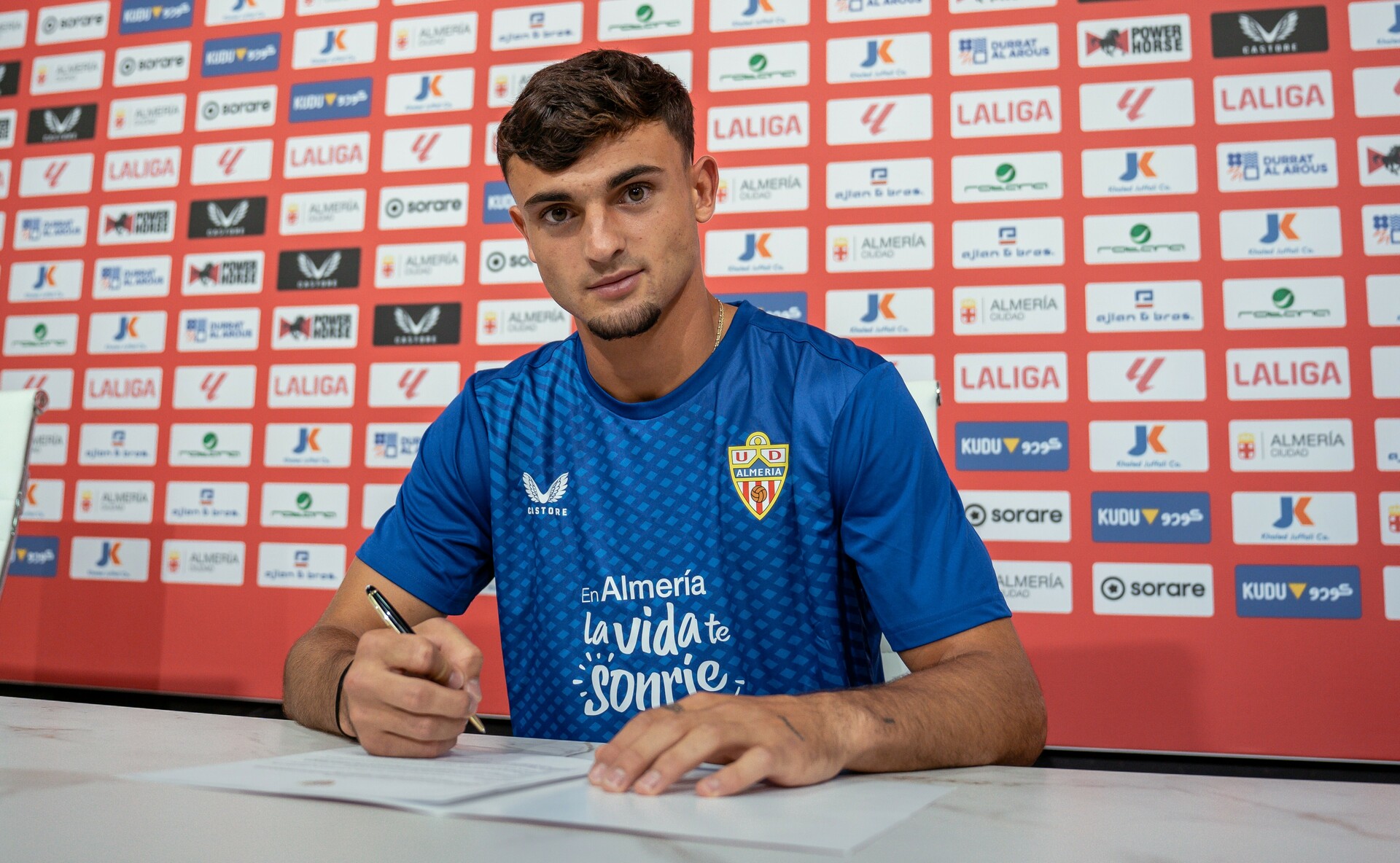 West Ham Show Interest In Almeria Right-Back Marc Pubill