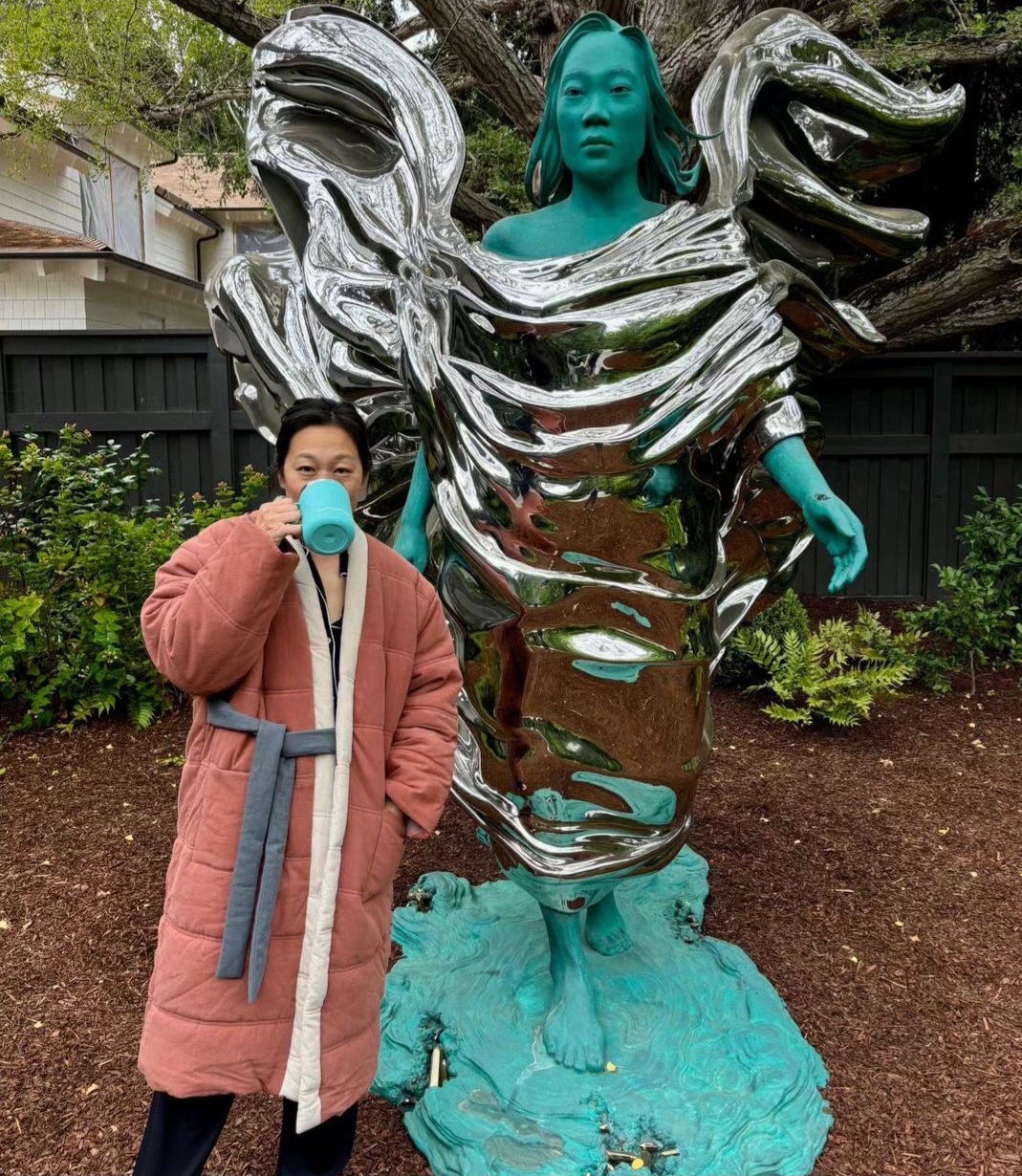 Mark Zuckerberg Installs Monumental Statue of Wife Priscilla Chan in Their Garden