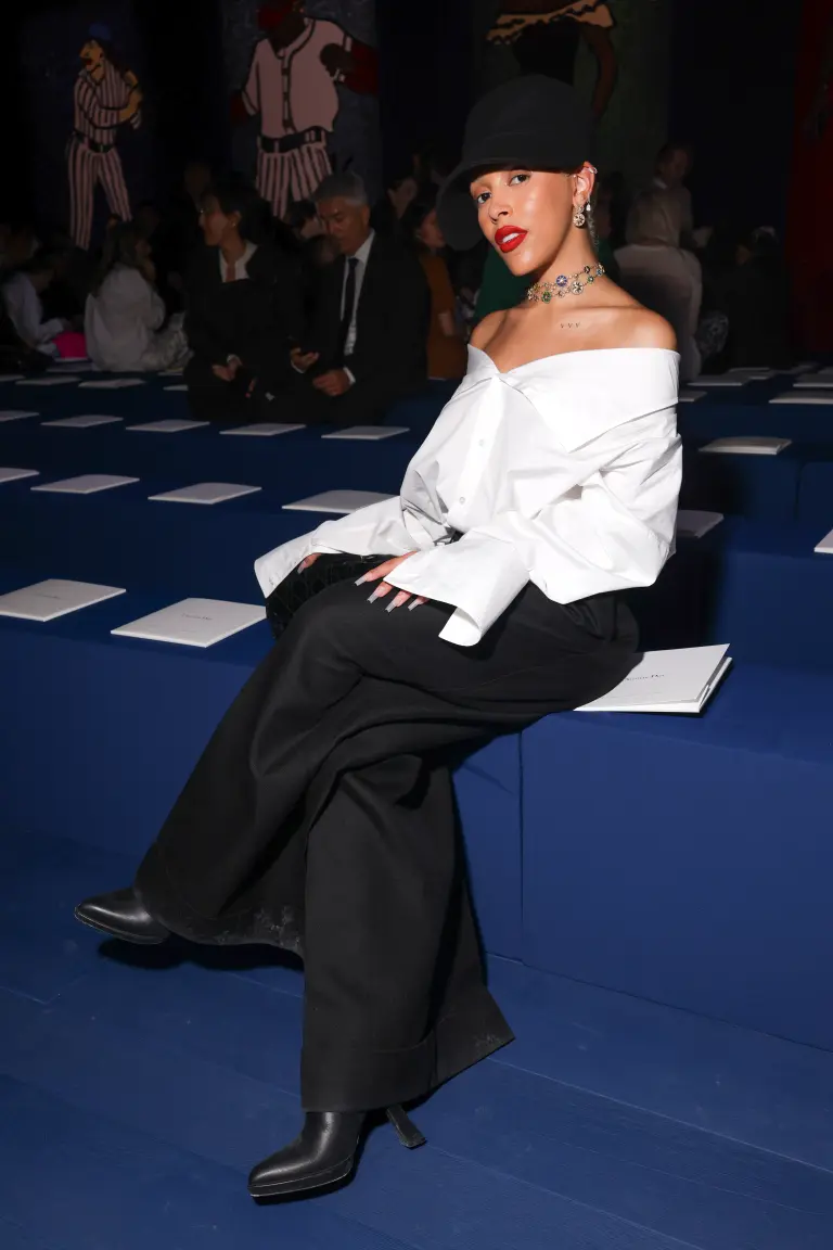 Doja Cat and Joseph Quinn Spark Dating Rumors with PDA in London