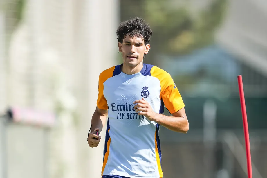 Jesus Vallejo Injury Makes Way For Young Prospect Jacobo Ramon On U.S. Tour