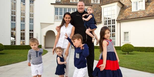 Who is Kim Dotcom’s First Wife Mona Dotcom?