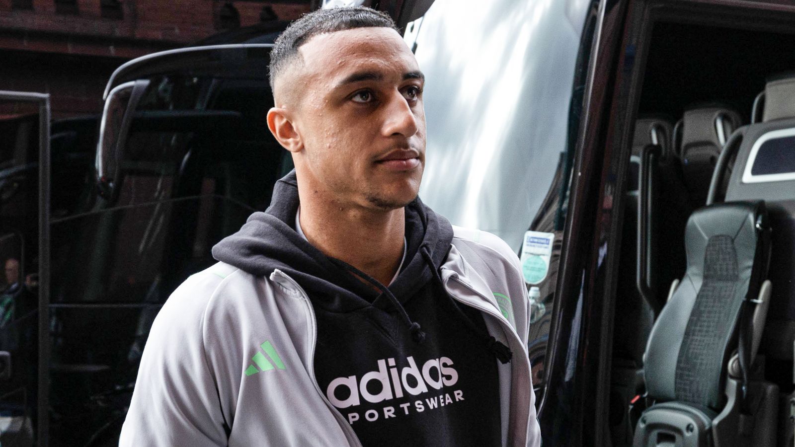 Celtic Finalize £9.5 Million Deal to Sign Norwich Striker Adam Idah