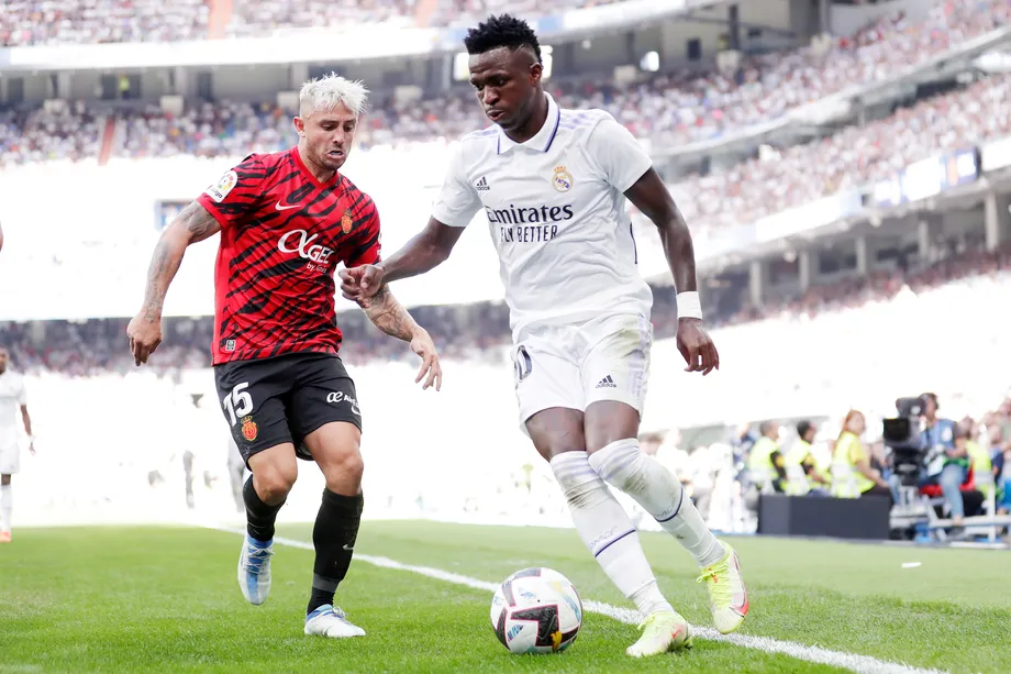 Pablo Maffeo and Vinicius Jr.